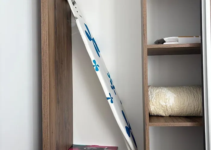 Alemar Meraki & * Navodari